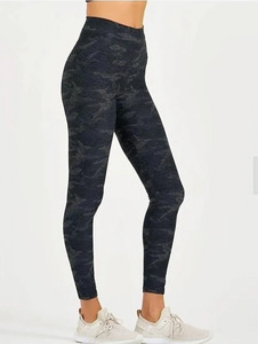 Vuori Clean Elevation Leggings Camo Black Size Small